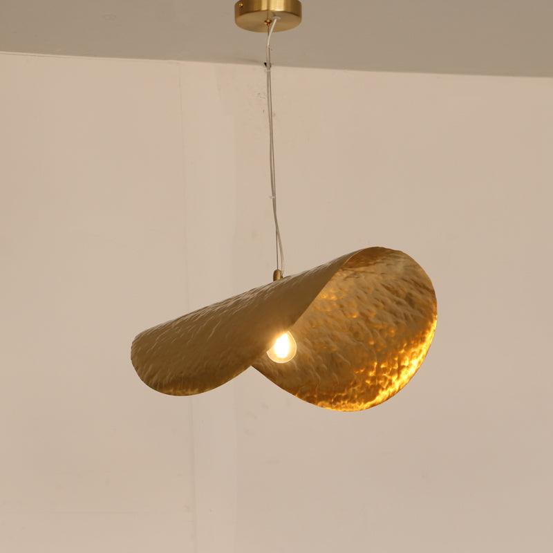 Wisząca lampa młotkowana