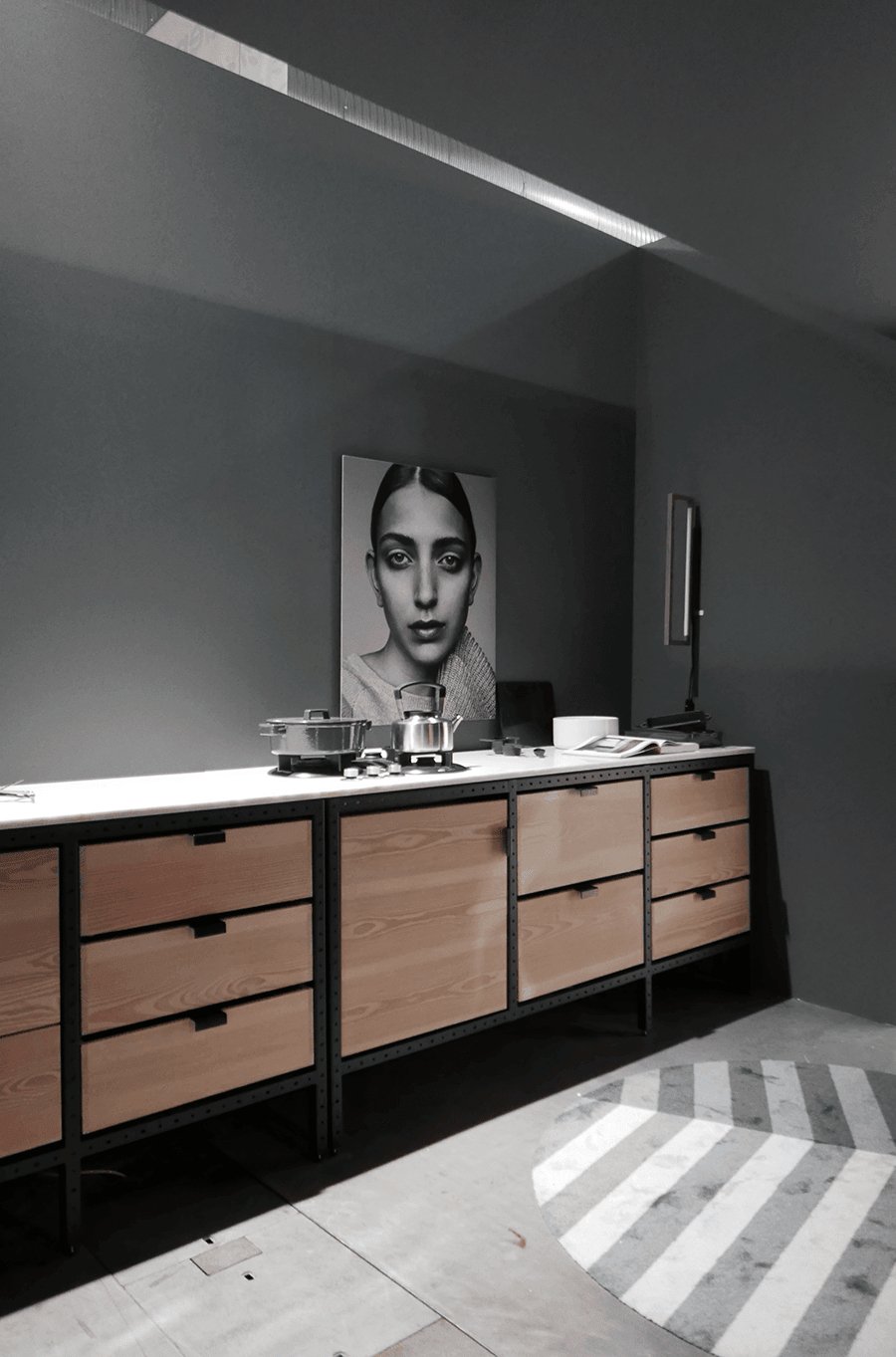 Lampa Podłogowa Studio