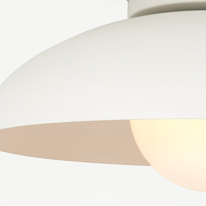 Lampa sufitowa z szklanym kloszem Harper
