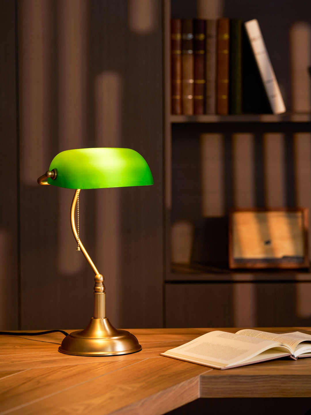 Lampa Stołowa Harrison Banker