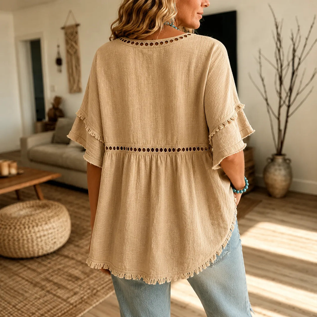 Meloria – Boho Babydoll Top z Wycięciami i Frędzlami