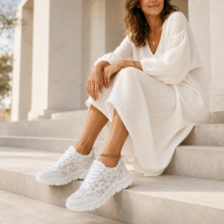 Stelline – Sneakers na platformie z siateczki w gwiazdki dla kobiet, oddychające białe