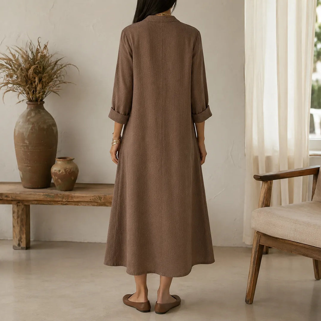 Lunara – Sukienka maxi w stylu lnianym z dekoltem w serek i kieszeniami