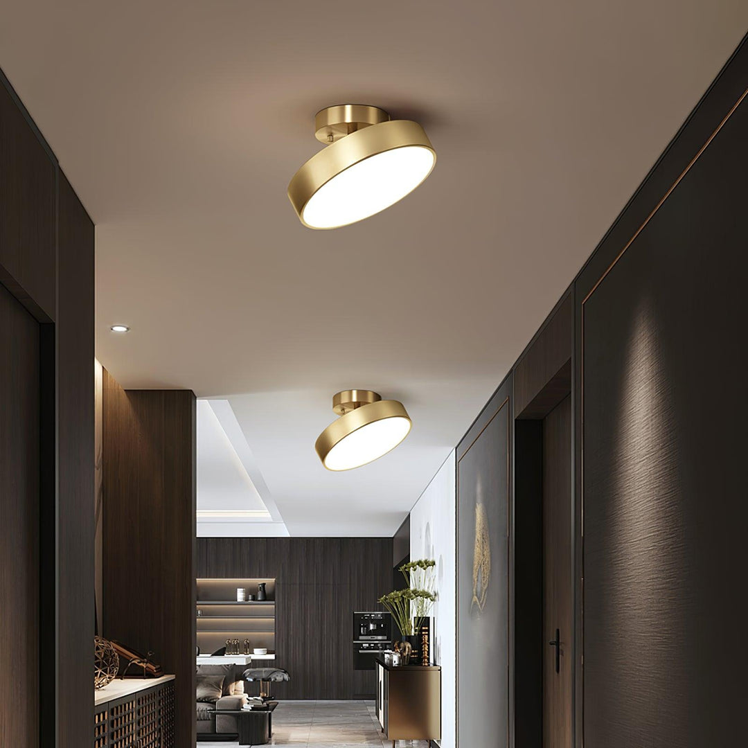 Lampa sufitowa Hero z obrotowym kloszem