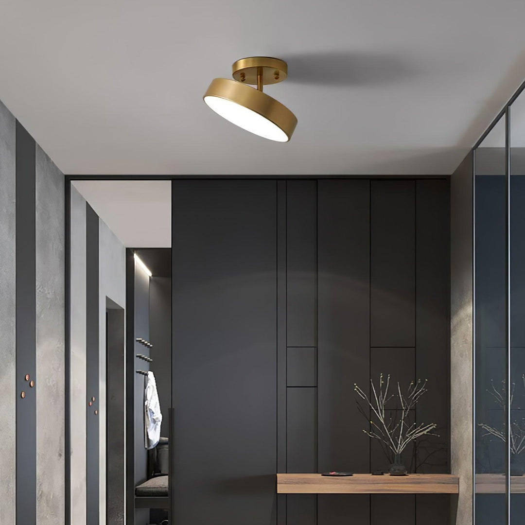 Lampa sufitowa Hero z obrotowym kloszem
