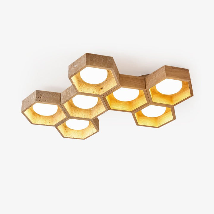 Lampa sufitowa z trawertynu w kształcie plastra miodu