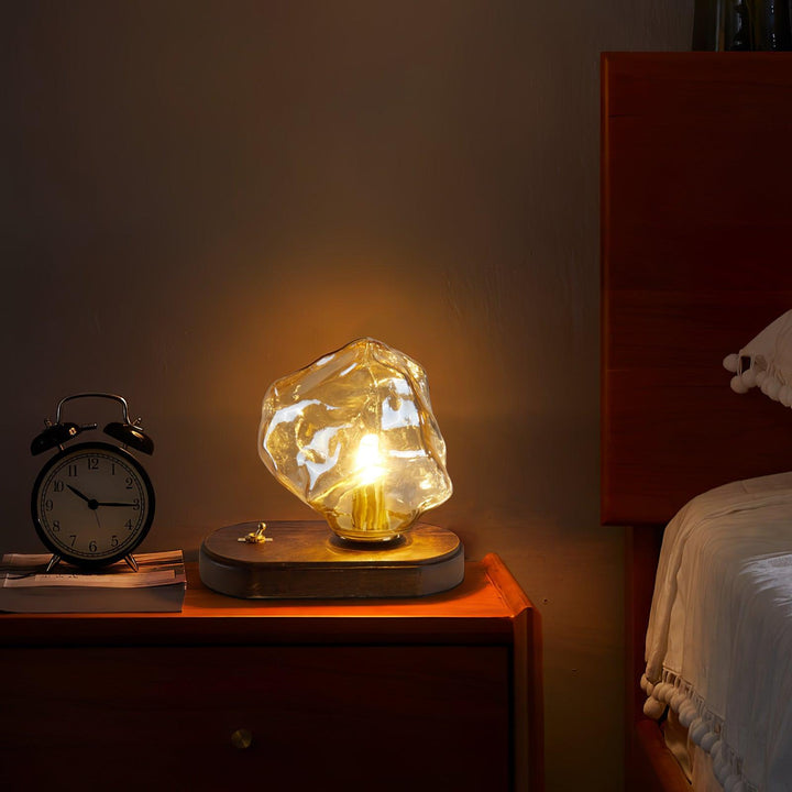 Lampa stołowa z szklanym kloszem Ice Stone