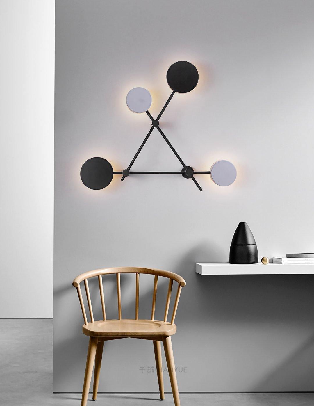 Lampa ścienna Lride