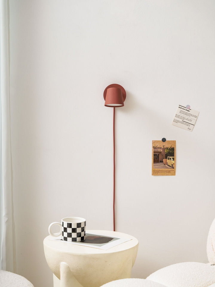 Lampa ścienna Tip z wtyczką