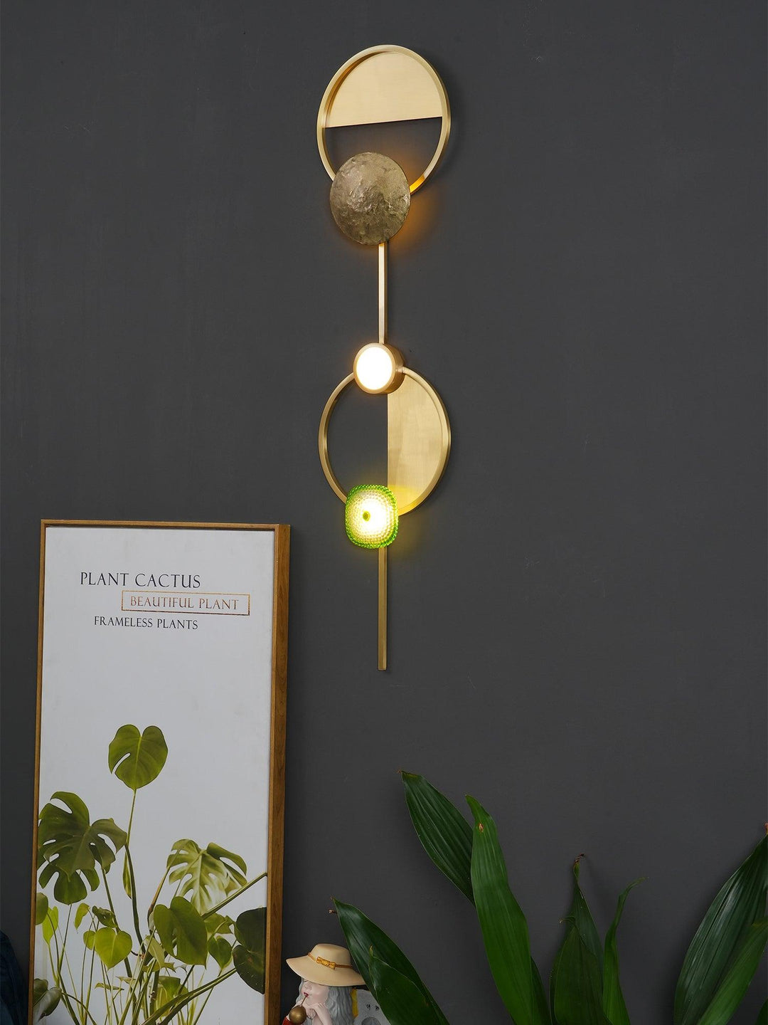 Lampa Ścienna z Kamieni Szlachetnych