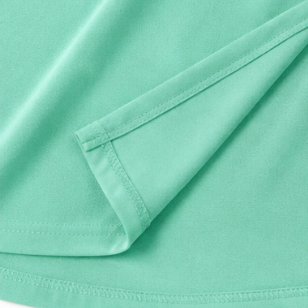 Wearbella – Sukienka mini z plisowanym dekoltem w serek i rękawami nietoperzowymi