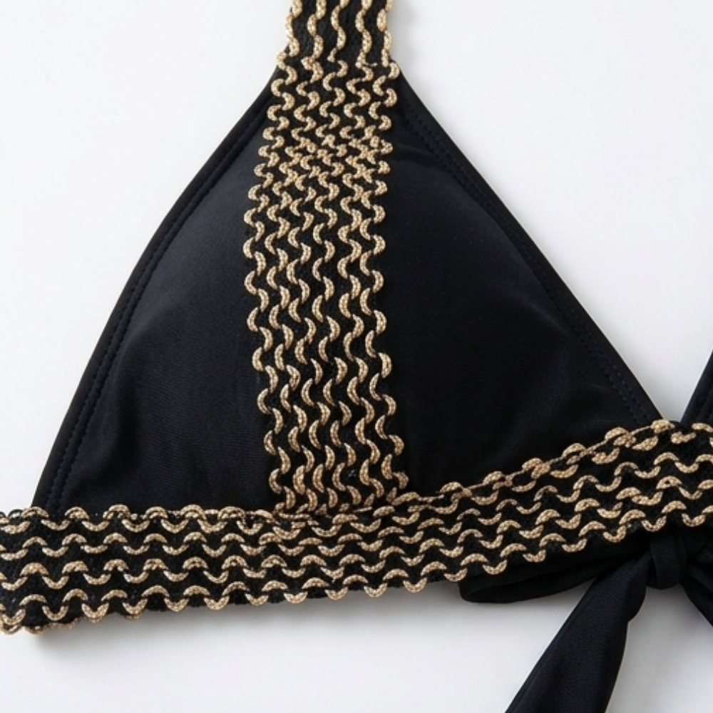 Solaia – Złocony Halter Bikini dla Kobiet