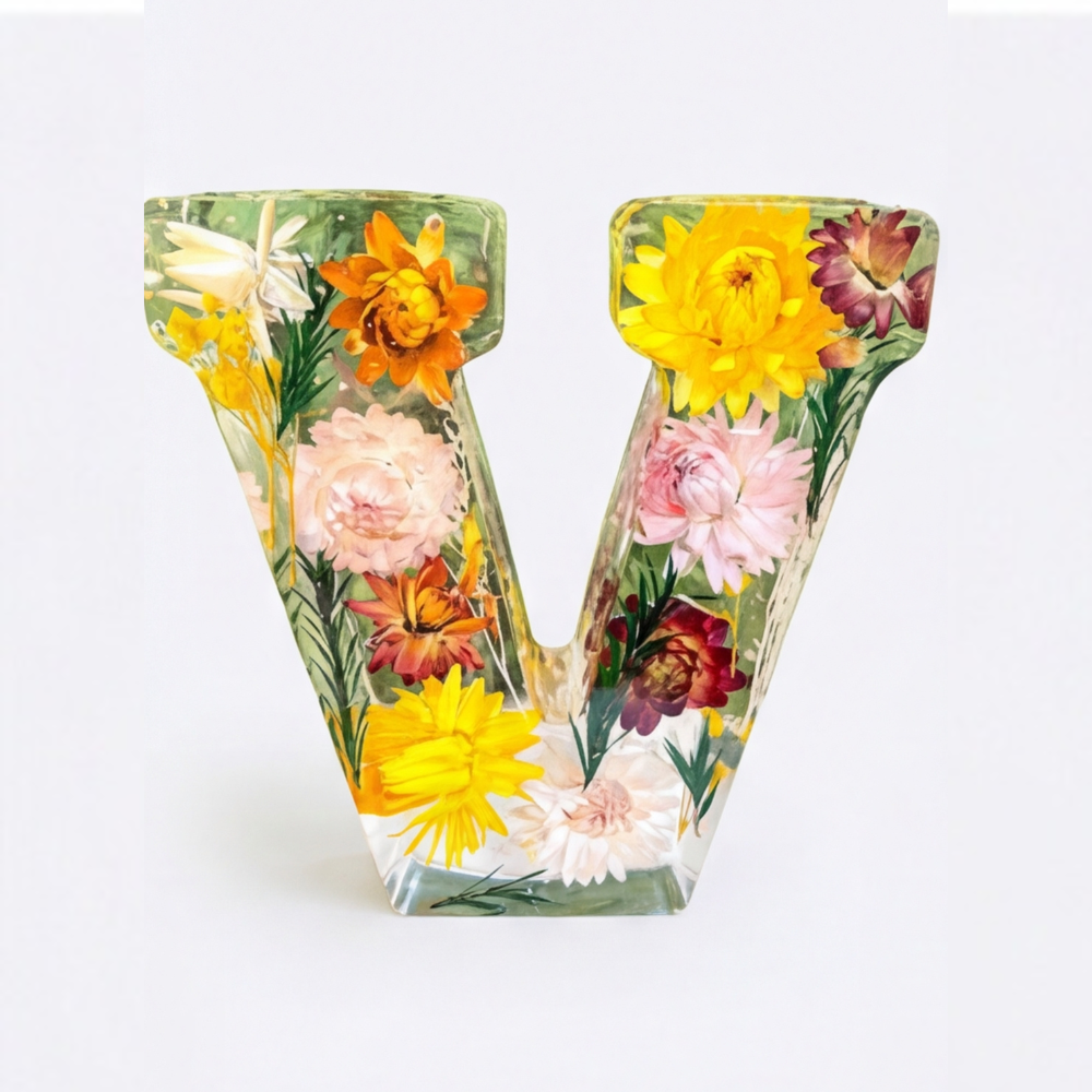 Florenza – Spersonalizowane Świetlne Litery z Kwiatów w Żywicy