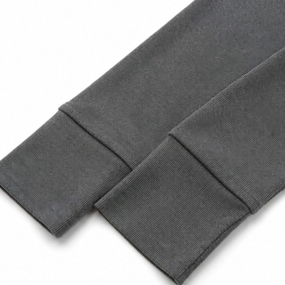 Wearbella – Lekki Kaptur z Guzikami i Splotem Waflowym