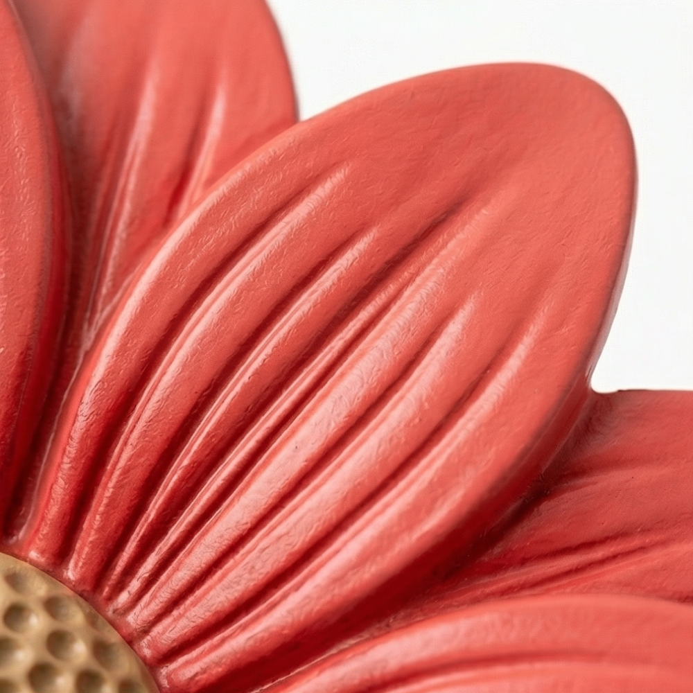 Bloomsip – Stacja do podlewania pszczół w kształcie kwiatu