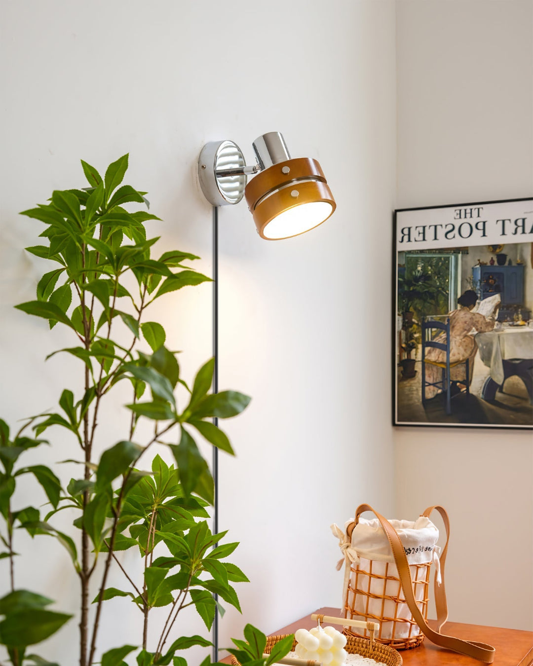 Lampa Ścienna z wtyczką Karry