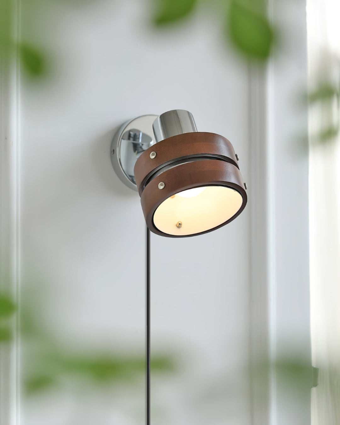 Lampa Ścienna z wtyczką Karry