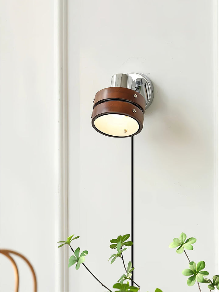 Lampa Ścienna z wtyczką Karry