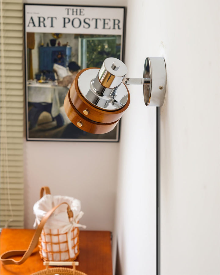 Lampa Ścienna z wtyczką Karry