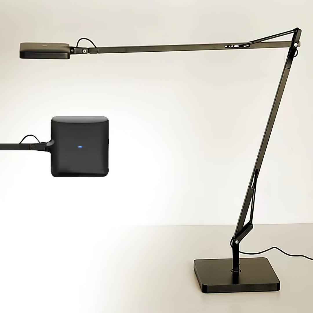 Lampa biurkowa LED Pivot