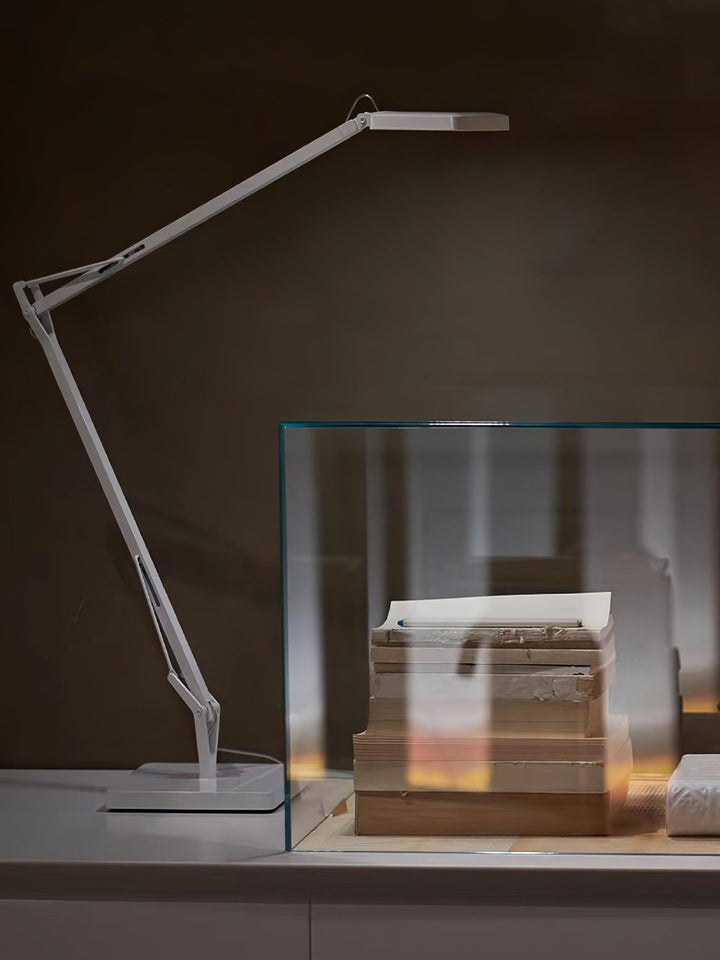 Lampa biurkowa LED Pivot