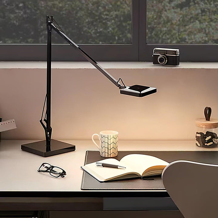 Lampa biurkowa LED Pivot