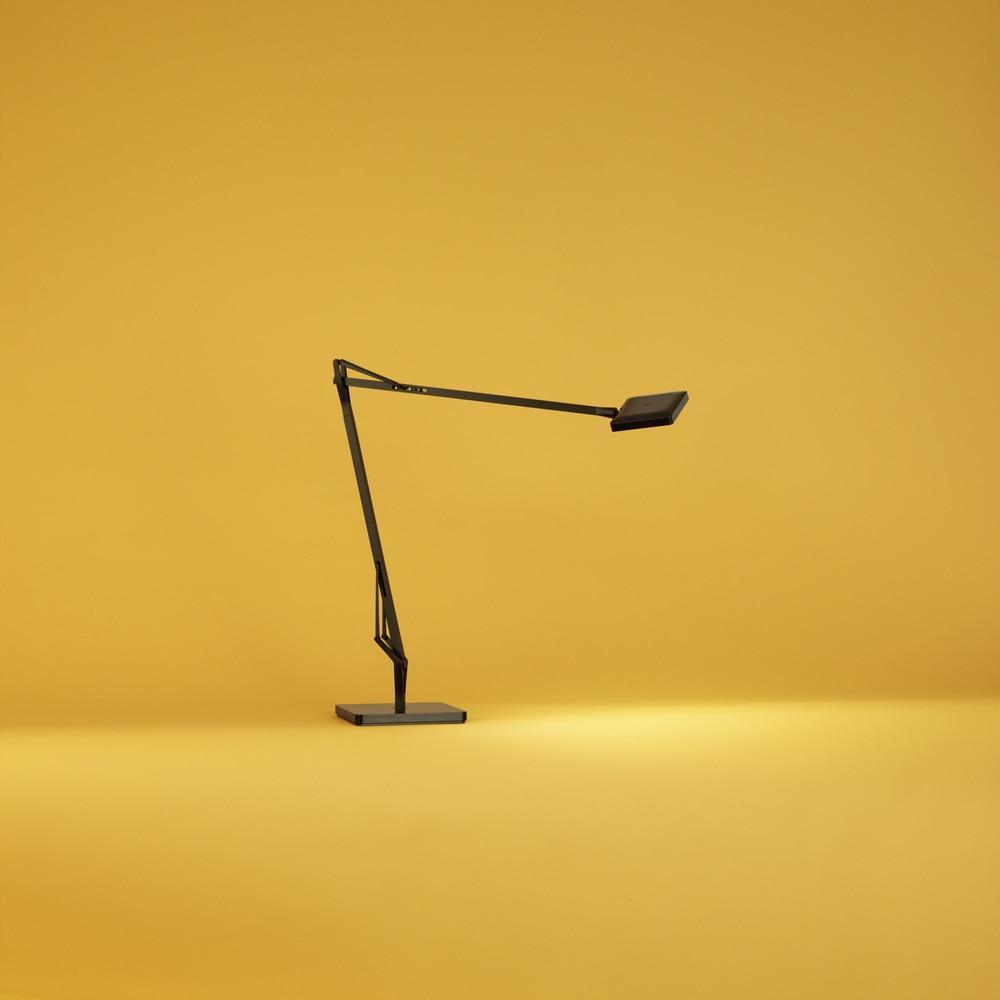 Lampa biurkowa LED Pivot