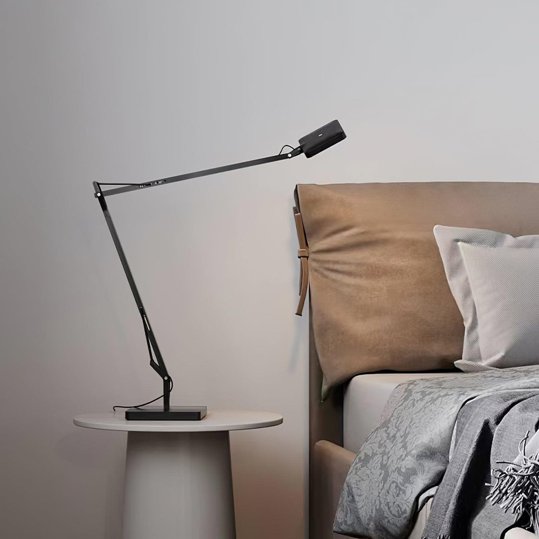 Lampa biurkowa LED Pivot