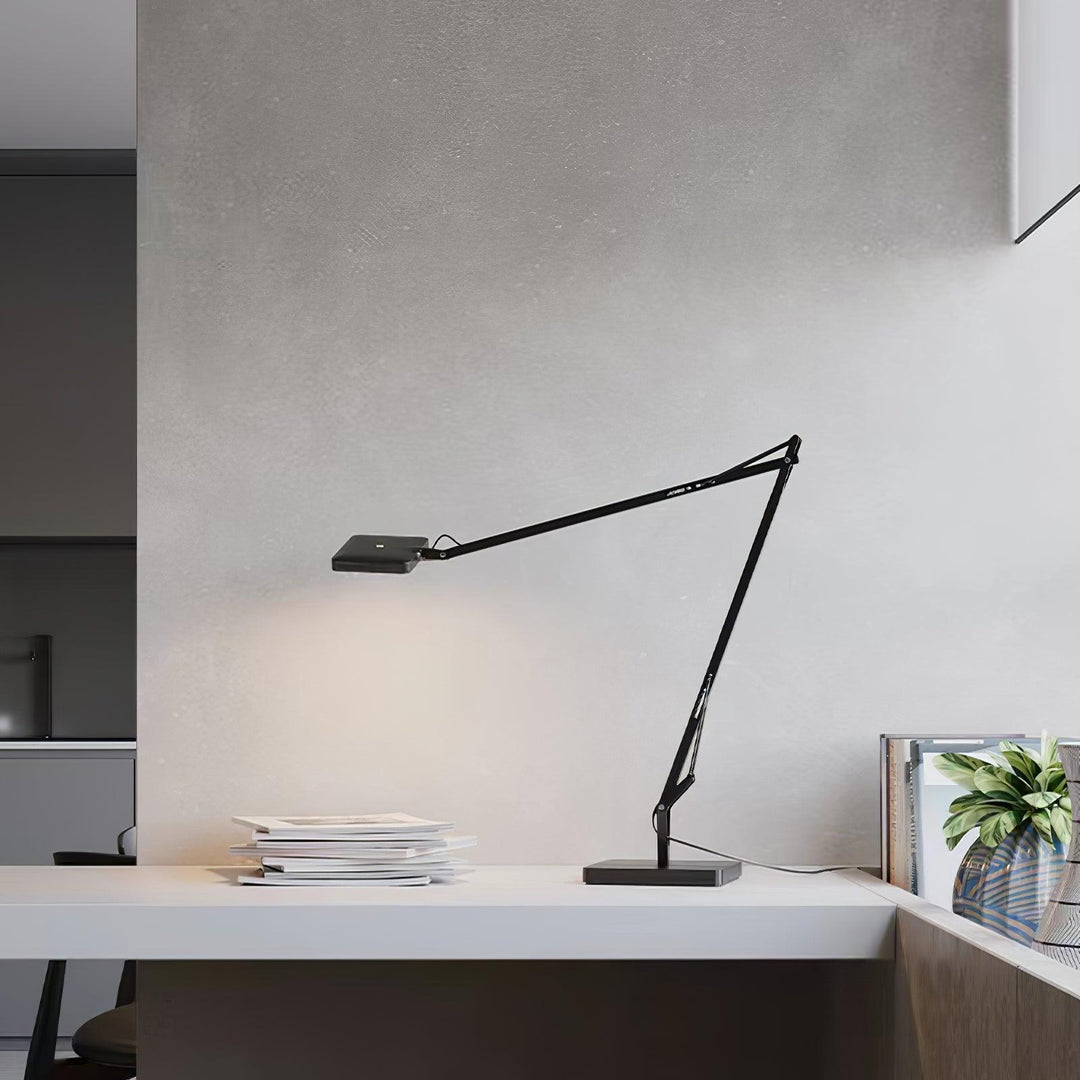 Lampa biurkowa LED Pivot