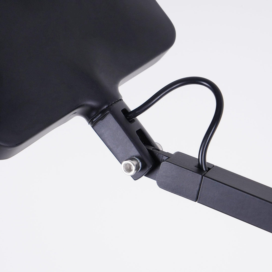 Lampa biurkowa LED Pivot