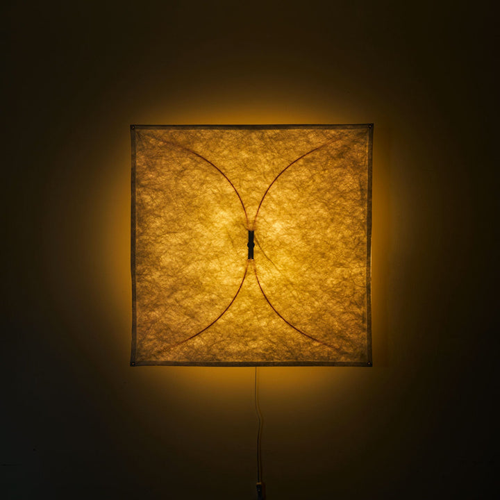 Lampa Ścienna z Papieru w Kształcie Latawca