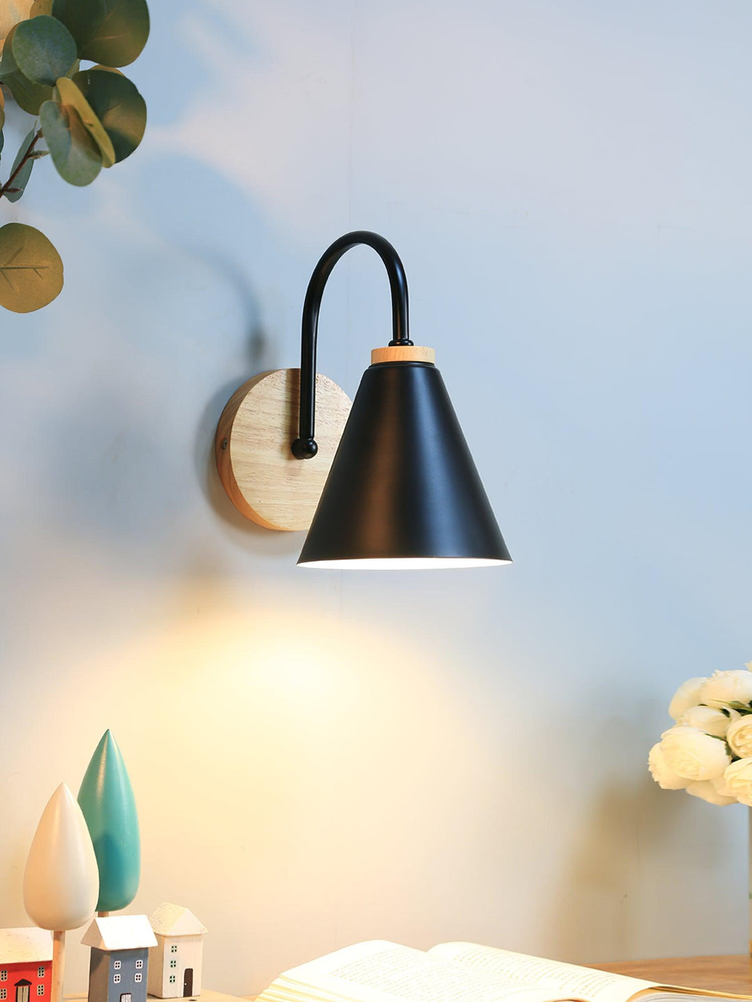 Lampa ścienna Kona w stylu skandynawskim