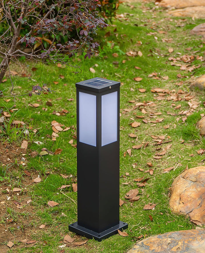 Zewnętrzna solarna lampa słupkowa Kuzco