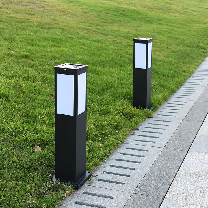 Zewnętrzna solarna lampa słupkowa Kuzco
