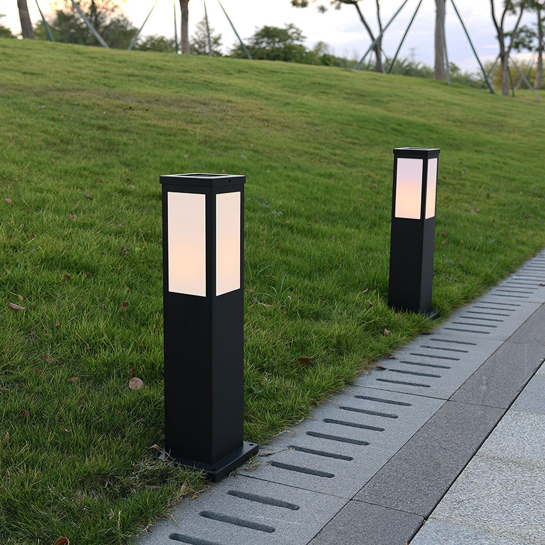 Zewnętrzna solarna lampa słupkowa Kuzco
