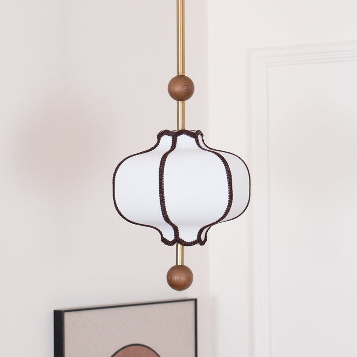 Lampa wisząca z tkaniny w kształcie latarni