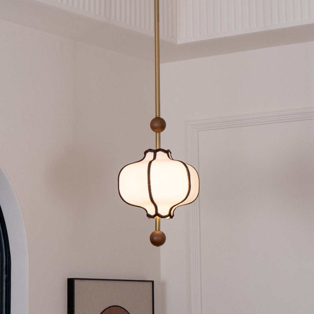 Lampa wisząca z tkaniny w kształcie latarni