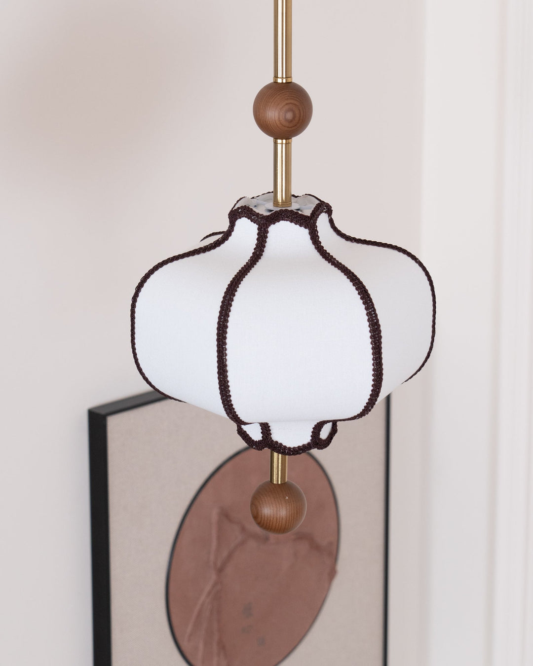 Lampa wisząca z tkaniny w kształcie latarni