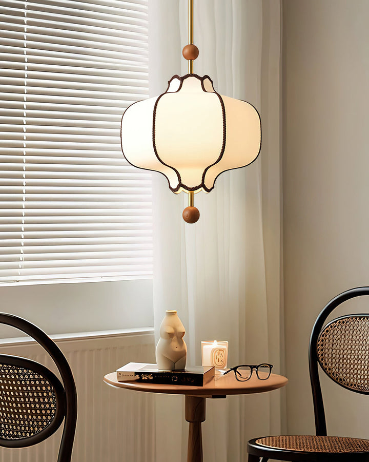 Lampa wisząca z tkaniny w kształcie latarni