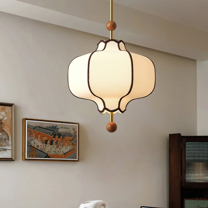 Lampa wisząca z tkaniny w kształcie latarni