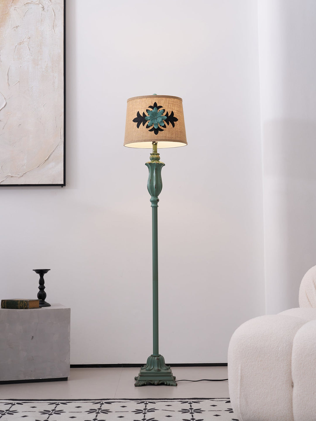 Lampa podłogowa Lark