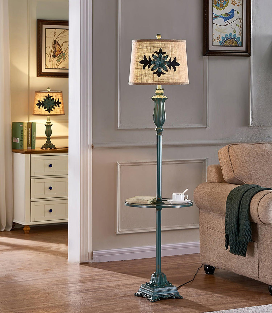 Lampa podłogowa Lark