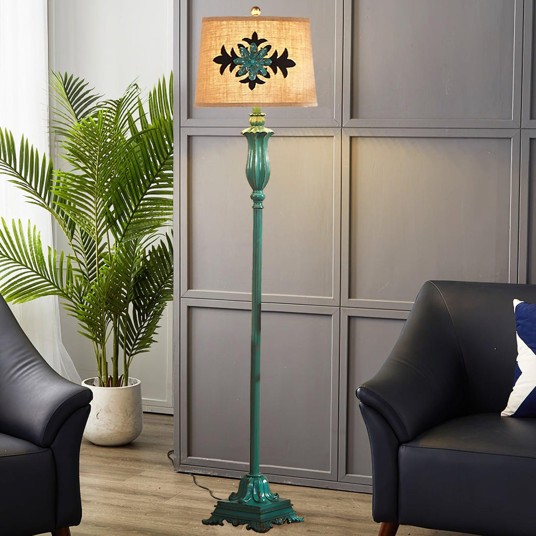Lampa podłogowa Lark