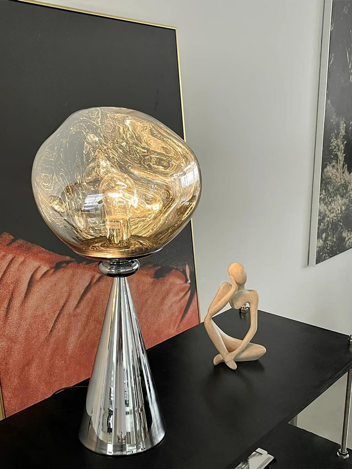 Lampa stołowa Lava Cone