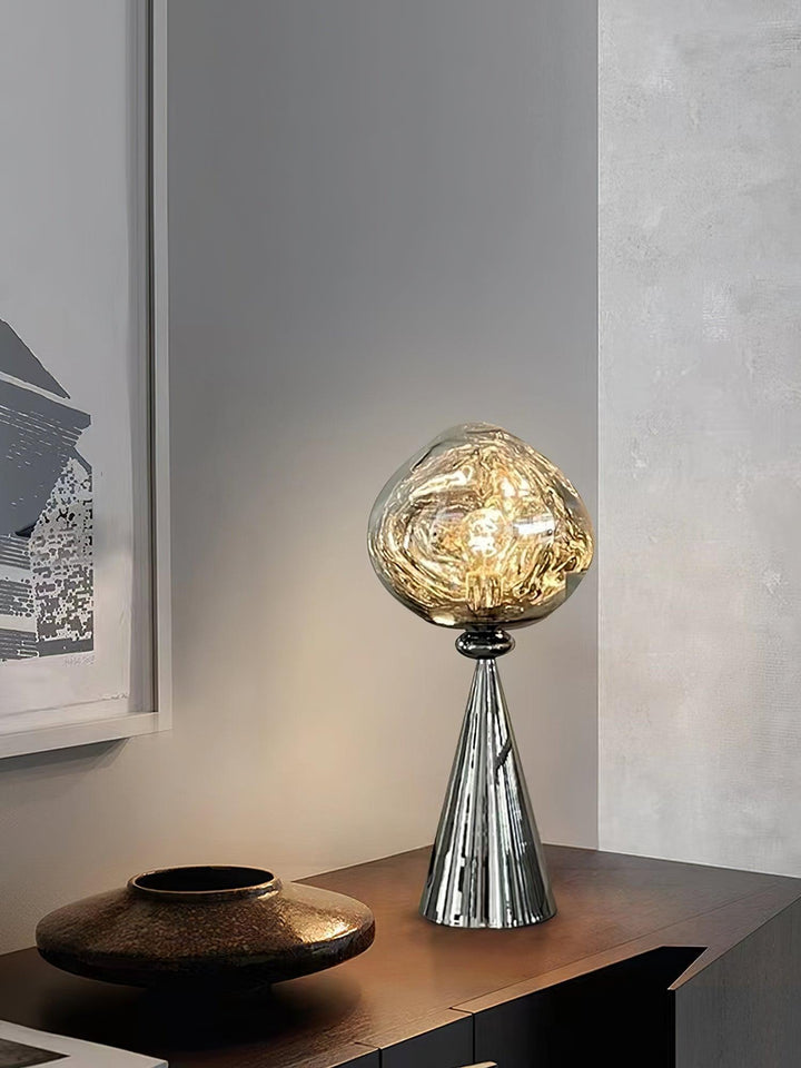 Lampa stołowa Lava Cone
