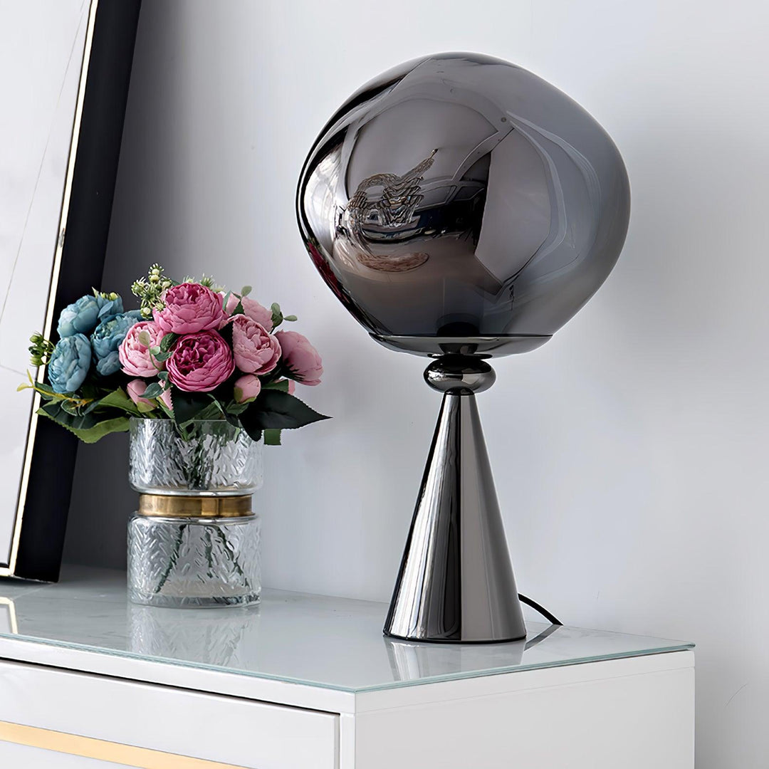 Lampa stołowa Lava Cone