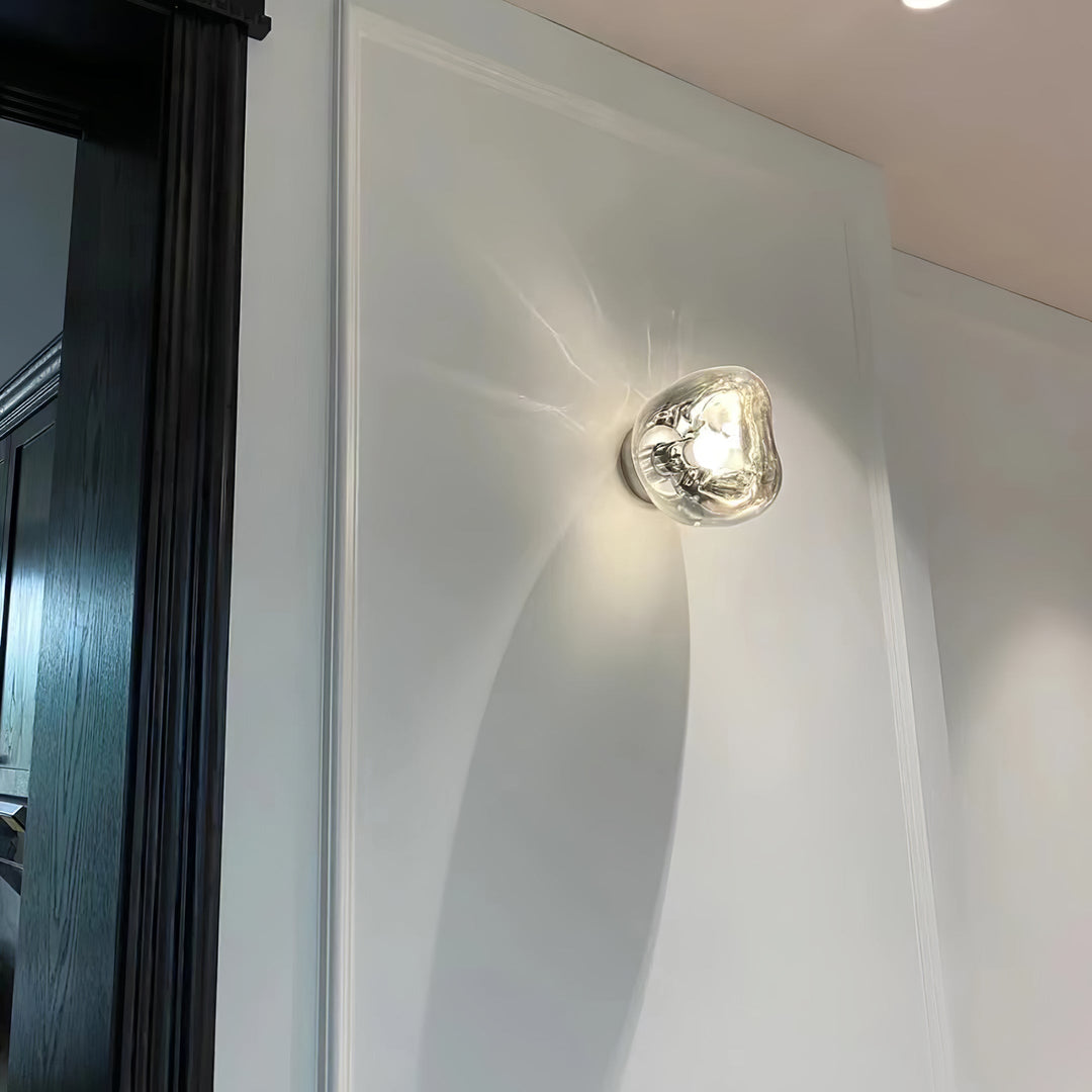 Lampa Ścienna Lava z wtyczką
