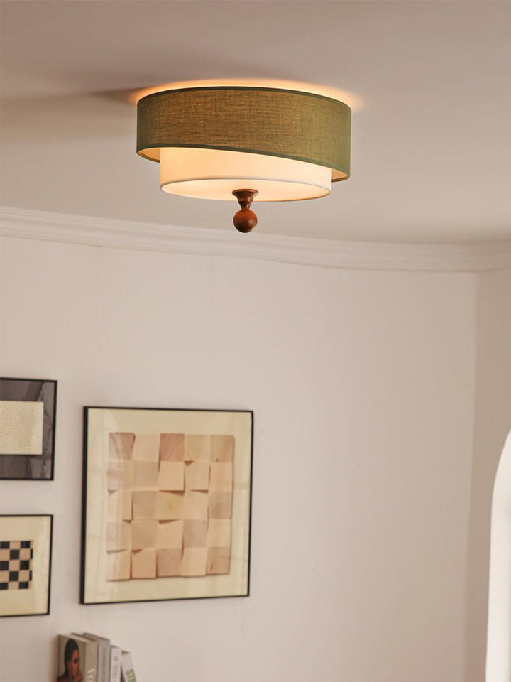 Lampa sufitowa z warstwowego materiału