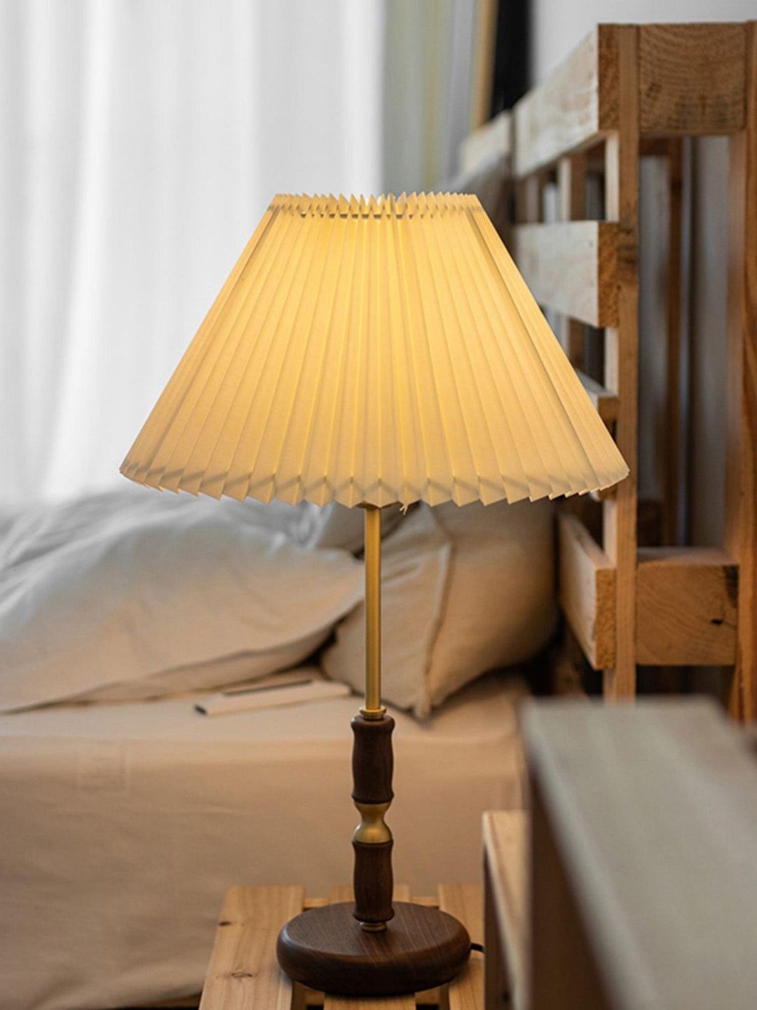 Lampa stołowa Le Klint