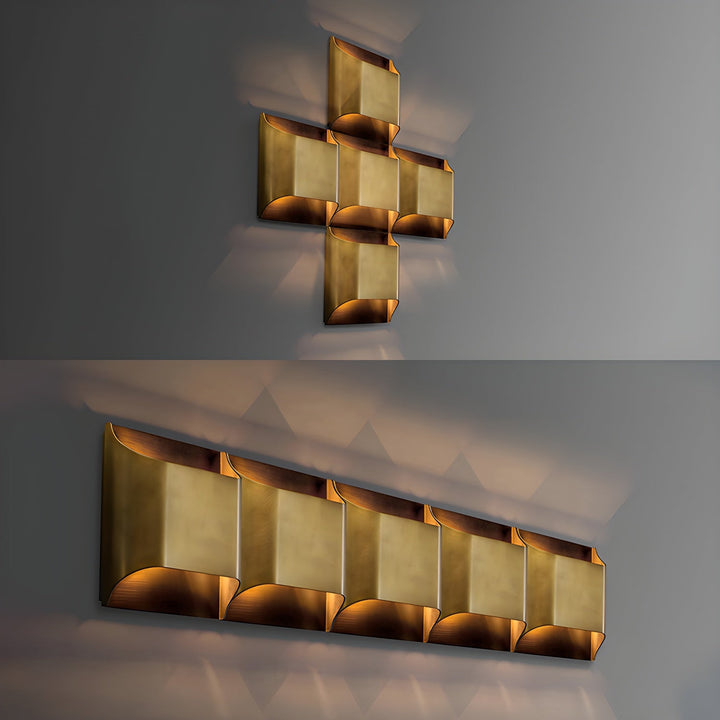 Lampa ścienna Leclerc z mosiądzu